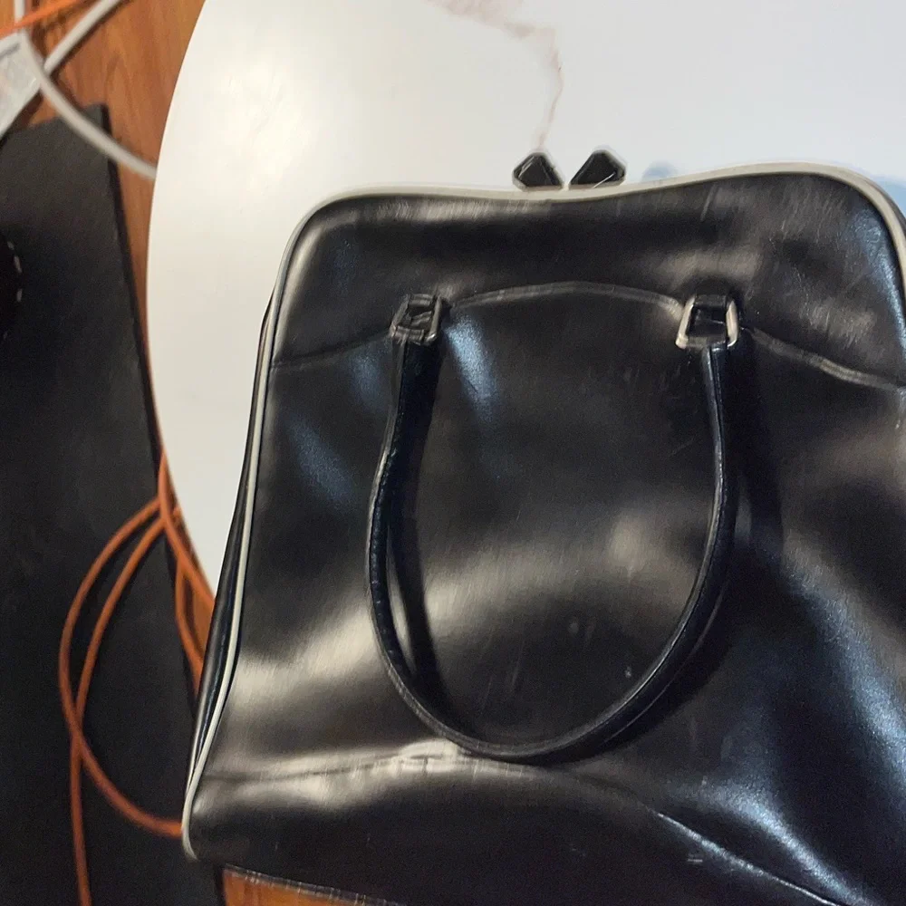 Prada Black Tote Bag with white trim - Picture 2 of 5